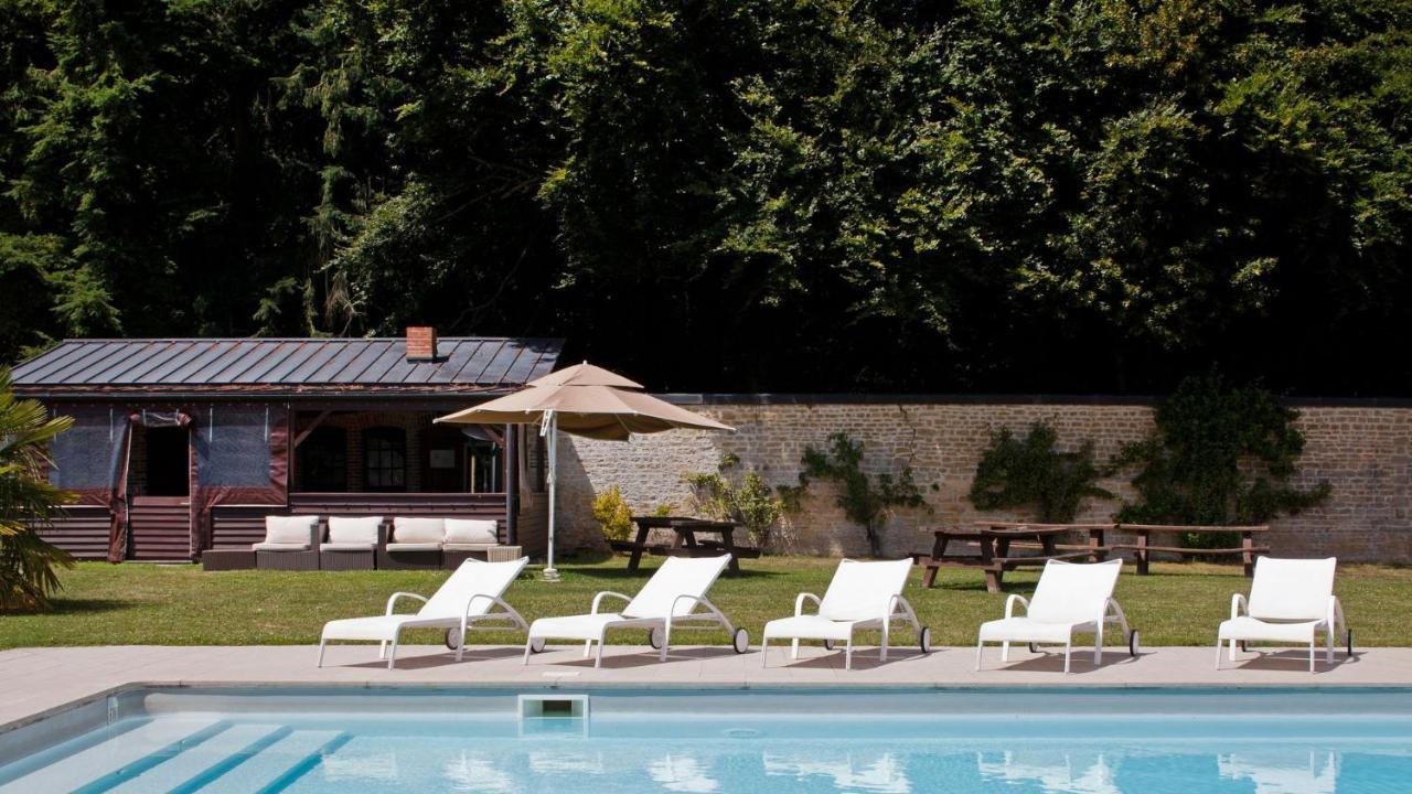 Le Pavillon De Gouffern Hotel Silli-en-Gouffern Eksteriør billede