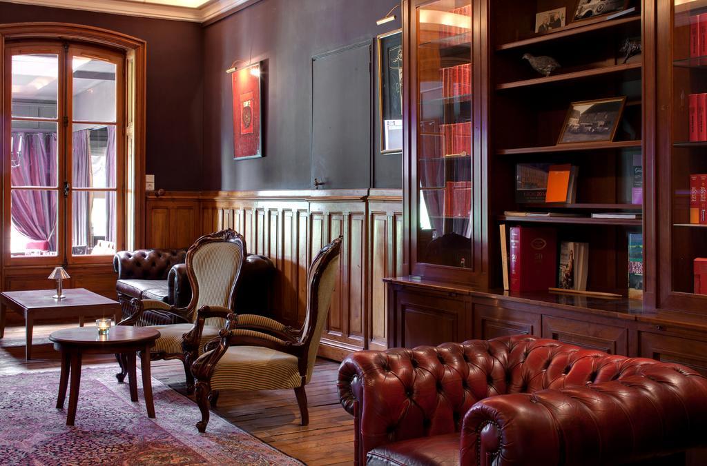 Le Pavillon De Gouffern Hotel Silli-en-Gouffern Eksteriør billede