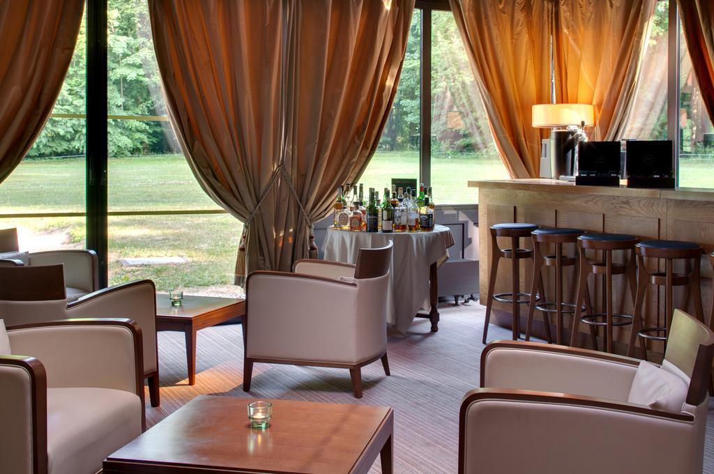 Le Pavillon De Gouffern Hotel Silli-en-Gouffern Eksteriør billede