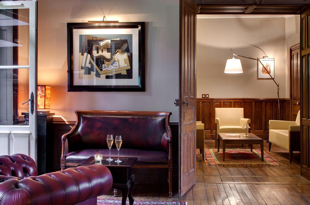 Le Pavillon De Gouffern Hotel Silli-en-Gouffern Eksteriør billede